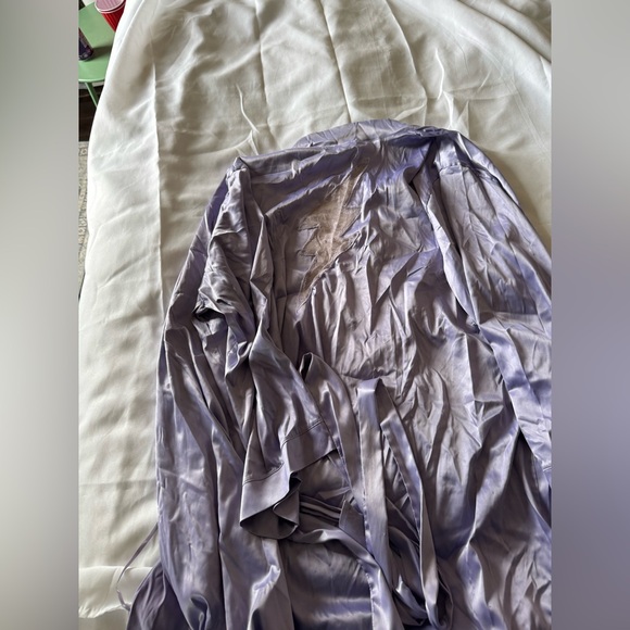 Silky Robe with Sash - Picture 4 of 5